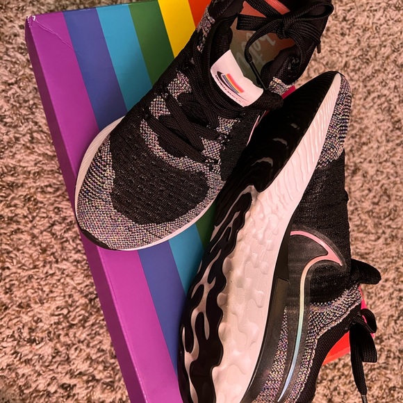 Nike React Infinity Run FK 2
Be True - Picture 2 of 6